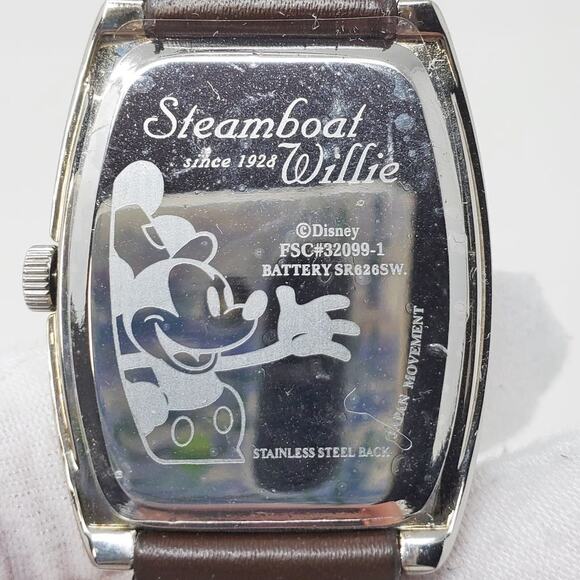 Disney Steamboat Willie Watch - Classic Mickey Mouse Design - Picture 6 of 10